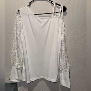 SHEIN White Lace Sleeve Blouse